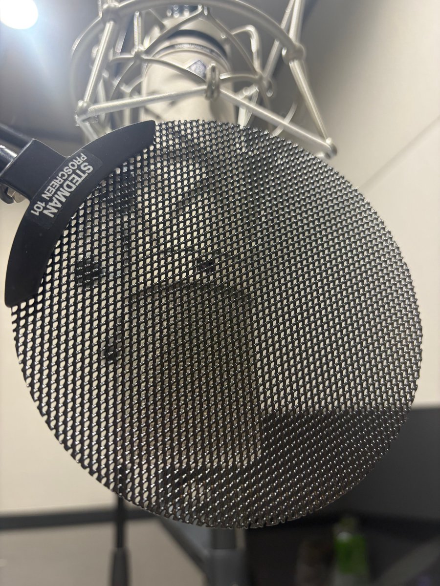 ミラクルコーディネーター［アートテン］ atmos」と「adidas Originals」の名作別注シリーズ”ZX 8000 G-SNK”の11