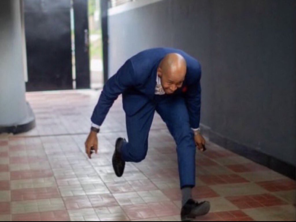 Griffinsimple's tweet photo. Mbu I hope you &amp; your new partner are happy!
“Bt who told u nti mupya”😂✅ https://t.co/tfnRE9RzL4