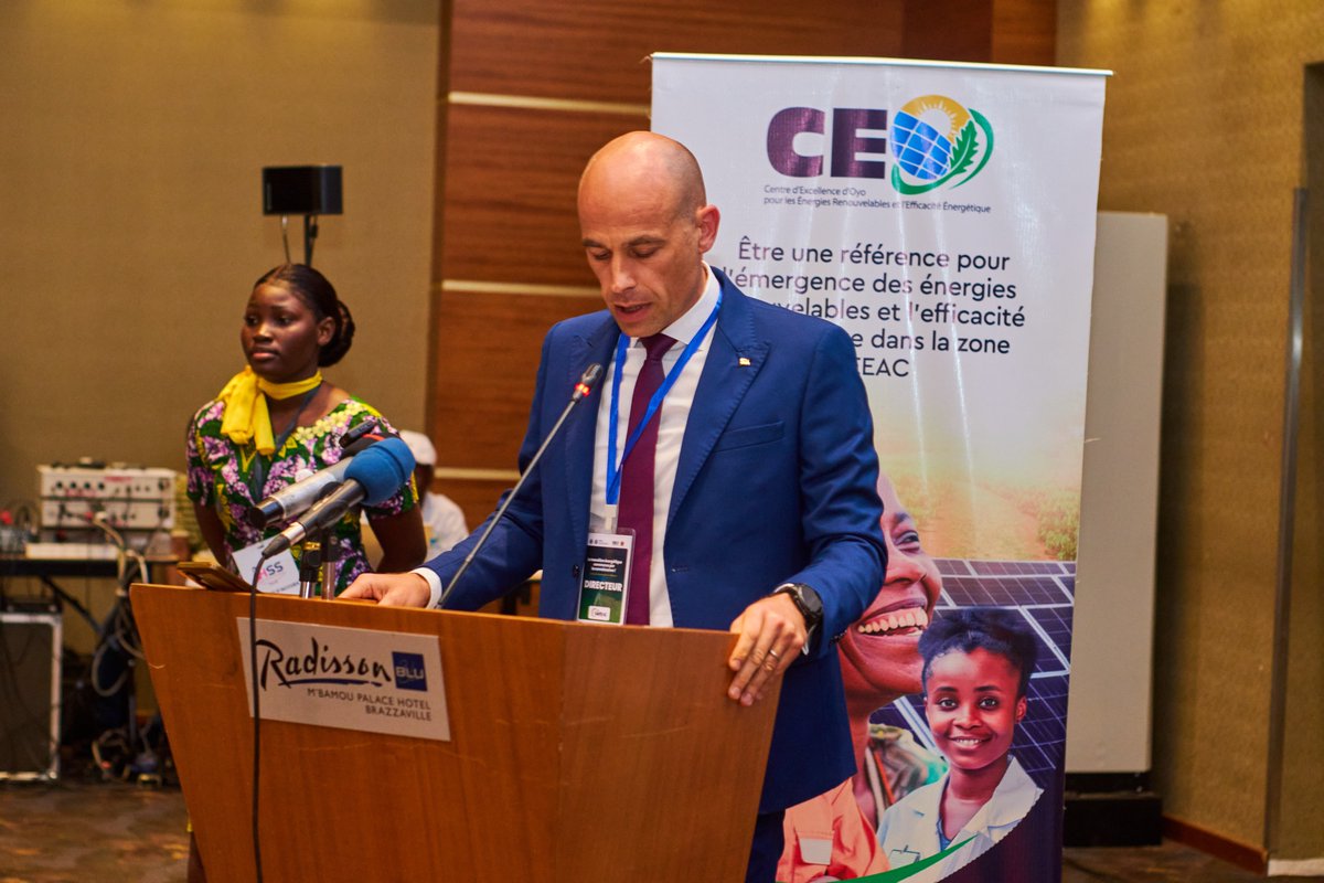 🔹 Retour en images – Jour 1 – Interventions officielles

Des partenaires institutionnels et techniques unis autour d’une même vision : faire de la transition énergétique une réalité en Afrique centrale 🌍⚡

#ReTEAC #CEEAC #Congo #CEREEAC #TransitionÉnergétique #Innovation
