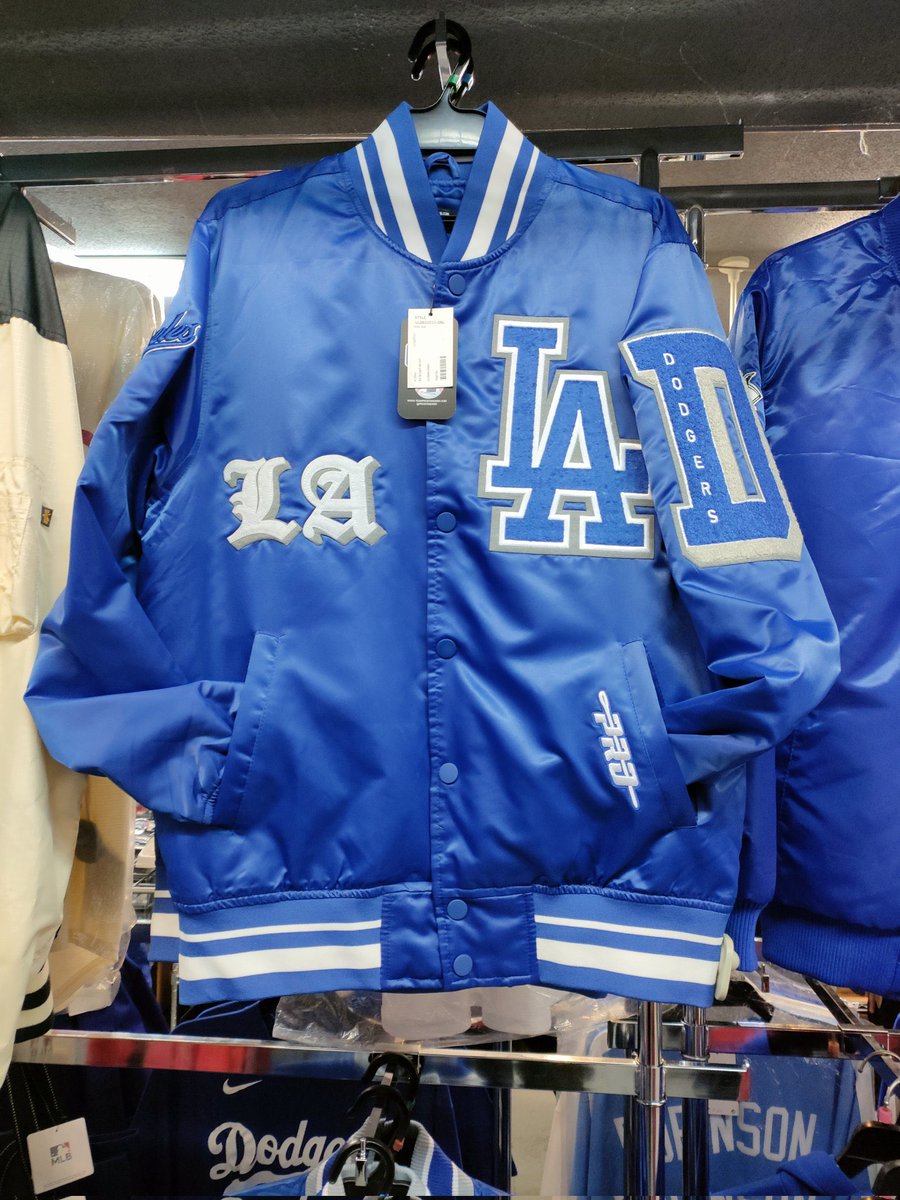 キタサトF🏇🐬⚽️24歳🚺ゾンサガ映画🧟‍♀️トゲトゲかまた