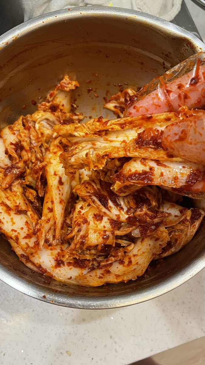 자취생 간단 겉절이

고춧가루 1컵
멸.액 5숟갈
다이긴마늘 2숟갈
설탕 2숟갈