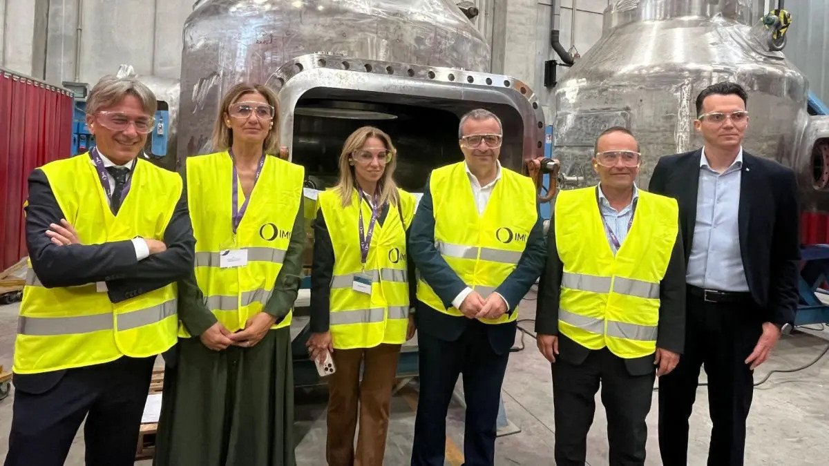 L’assessore Cani in visita al Cacip e nelle imprese di Macchiareddu “Rilanciamo le aree industriali” dlvr.it/TP4vsR