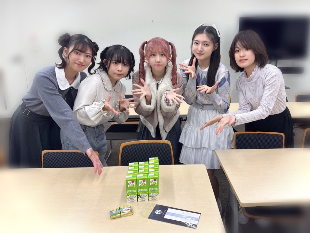 rikkyoidol's tweet image. 【︎🌟御礼︎🌟】

The 41st St. Paul's Festival「ラリコン」にて、準優勝企画に選出され、景品をいただきました！

投票いただいた皆様ありがとうございました✨
来年も更にパワーアップしたステージをお届けします！引き続き応援よろしくお願いします🙇🏻‍♀️

 #立ドル  #SPF