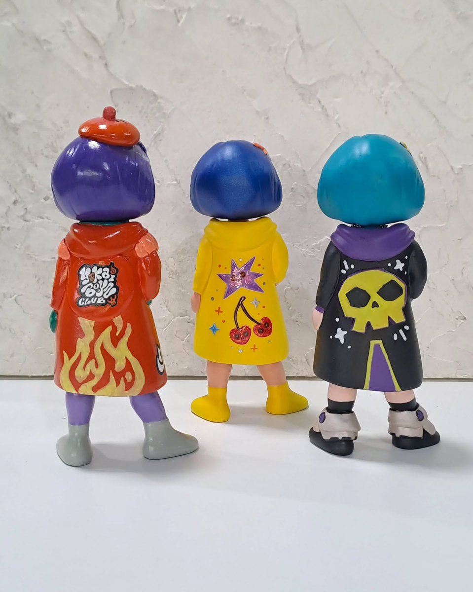 toysrevil tweet media