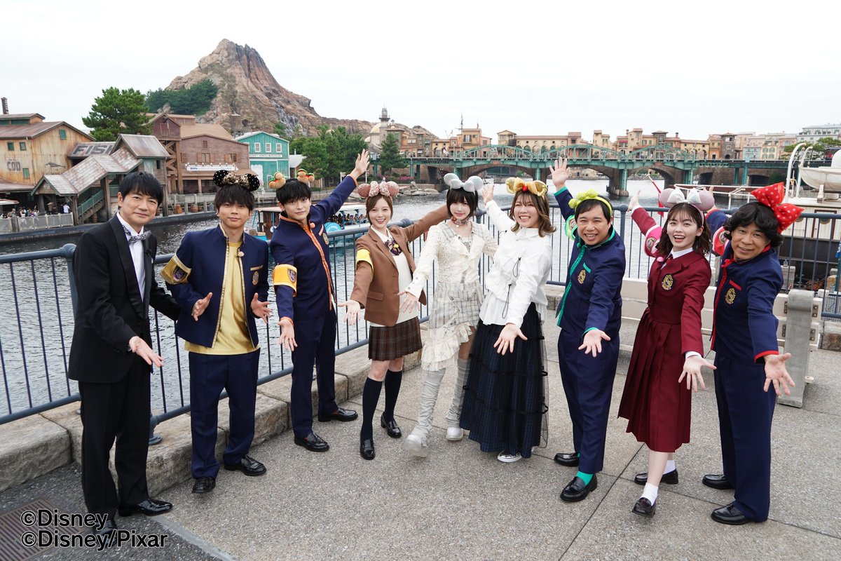 nittele_ntv's tweet image. 東京ディズニーリゾート®︎で
ゴチになります！

あのちゃん💬
&quot;こういうロケだけやりたい&quot;

最新アトラクションやパレードを
心行くまで楽しむ2時間スペシャル✨

小芝風花を始め、初めて参加する
白石麻衣やせいや(霜降り明星)まで大はしゃぎ

📢あす夜7時
『 #ぐるナイ 』
ntv.co.jp/gurunai/articl…