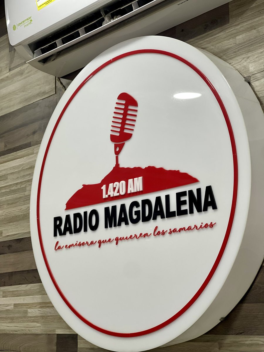 #Noticias || Ya estamos #AlAire con todas las noticias en <a href="/RadioMagdalena/">Radio Magdalena</a> y <a href="/RadRodadero/">Radio Rodadero</a> : <a href="/odin_vitola/">Odin Vitola</a> #WilliamFierro <a href="/hsuarez12/">Hader Sander</a> #OmarOspino y José Gregorio Esquea; con la dirección general de Cipriano López.

Conéctate a nuestra transmisión en YouTube: youtube.com/live/O0Mr-jmKC…
