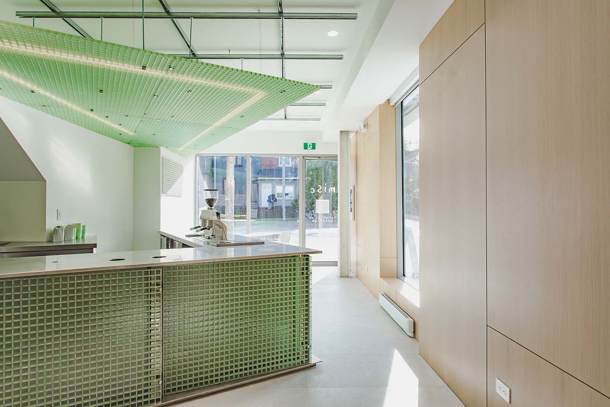 StudioAC’s design for Toronto’s Misc Coffee sees industrialism and neighbourhood ease create a balance of precision and warmth... we-heart.com/2025/11/05/mis…