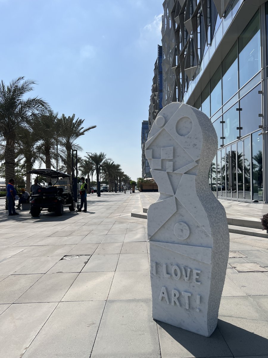 Tatintsian's tweet photo. #DowntownDesign opens today as part of #DubaiDesignWeek — taking place 4–9 November 2025 at #DubaiDesignDistrict ✨
Don’t miss the chance to see the sculpture by #OlafBreuning, now installed in D3
⠀
Tatintsian Gallery opening soon at Design District — more art coming soon ⭐️ https://t.co/36NXyxso7N