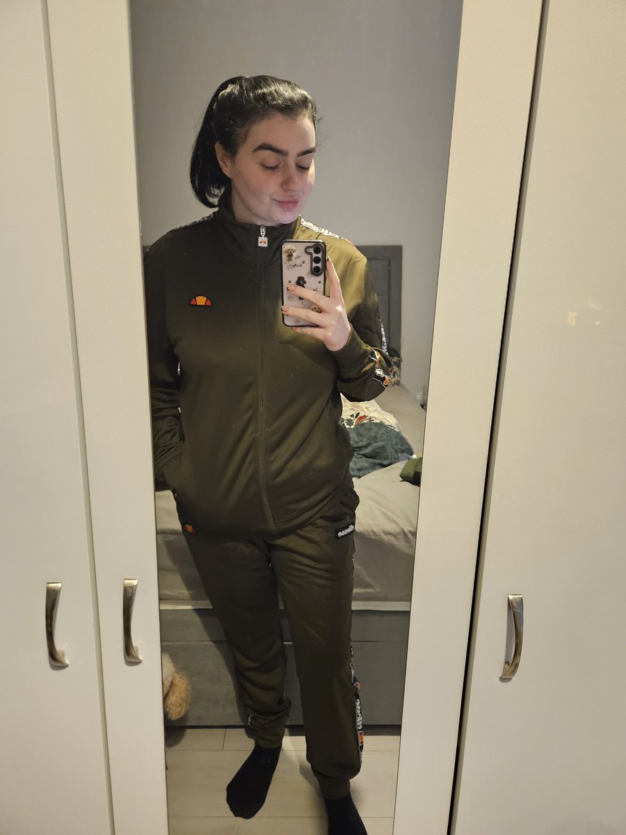 Also happy new trackie day to me... erm I mean <a href="/AndyMcI85/">Andy Mc</a>