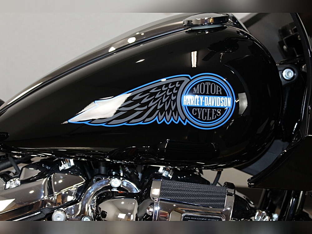 2025 Harley-Davidson 2025 Harley-Davidson Low Rider ST Vivid Black 5miles
 visit our website for more details: soundharley.com 
or call 360 454 5000