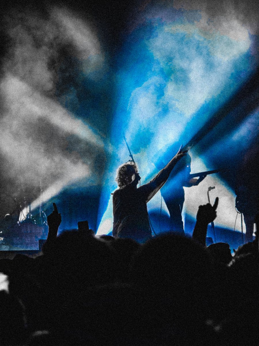 F  A T    D  O  G    B  A  Y    B  A  Y