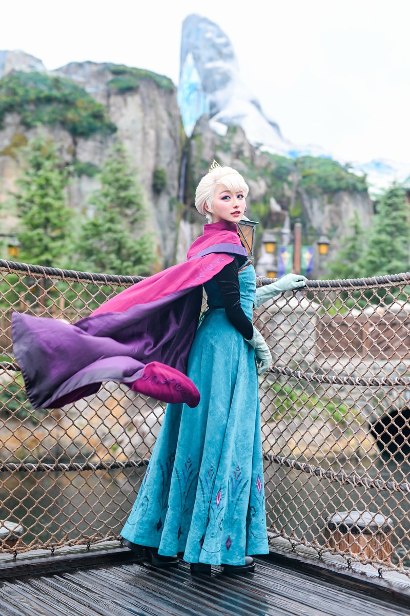 𝐅𝐑𝐎𝐙𝐄𝐍❄️

            少しも寒くないわ

꧁⛄️——————❄️——————⛄️꧂

#Dハロ仮装 #Dハロ仮装2025