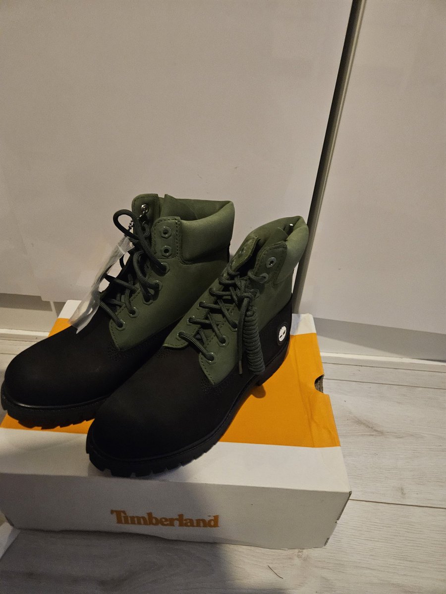 Happy new kinky boots day to me