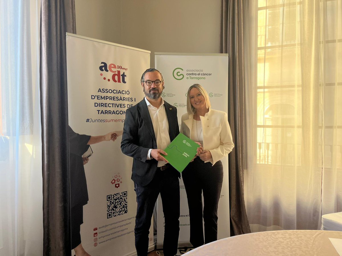 Hem signat un conveni amb l'AEDT per impulsar accions de suport a dones emprenedores i treballadores afectades per càncer i promoure la salut laboral. 

Unim esforços per oferir formació, sensibilització i suport, i facilitar la reincorporació laboral de les afectades. 💚🤝