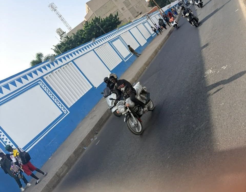 ‼️Depuis la libération des voies publiques, la devanture de l’UCAD respire enfin

🇸🇳❤️👏