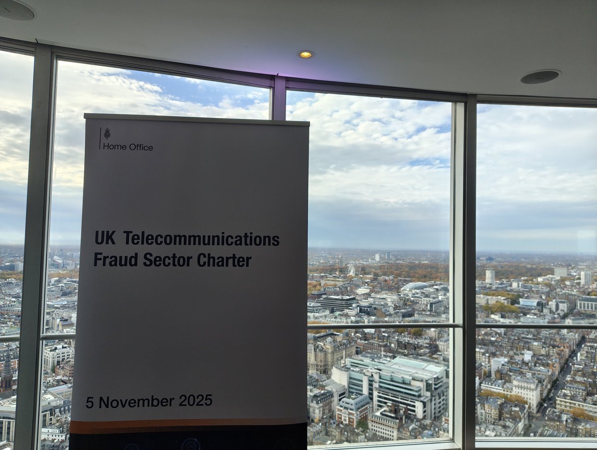 netscrape's tweet image. BT tower never fails to impress.