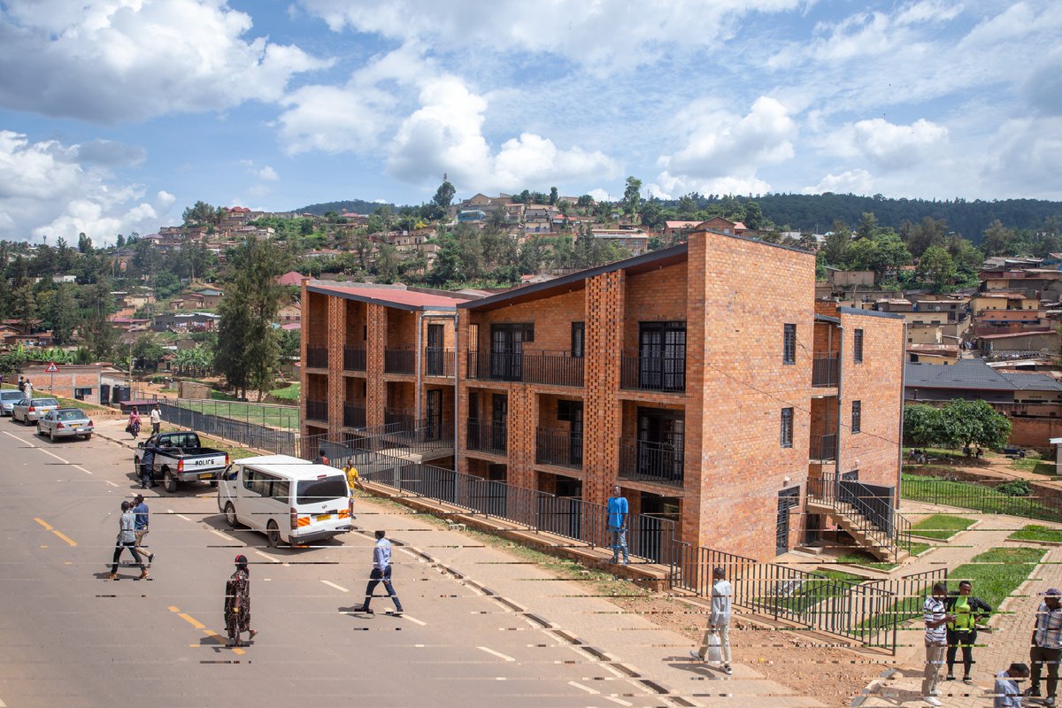 byukavuba's tweet photo. The Government of Rwanda has been upgrading informal settlements as part of Kigali’s urban renewal program.

This is Mpazi Rehousing Model Village, located in Gitega Sector, Nyarugenge District, where 793 housing units were built to accommodate families who were previously homeless or relocated from high-risk zones.

Clay-fired bricks were used as locally available materials to reduce construction costs and promote sustainability.