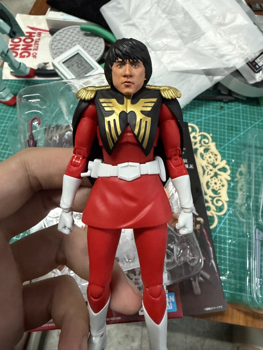 シャアの正体？？