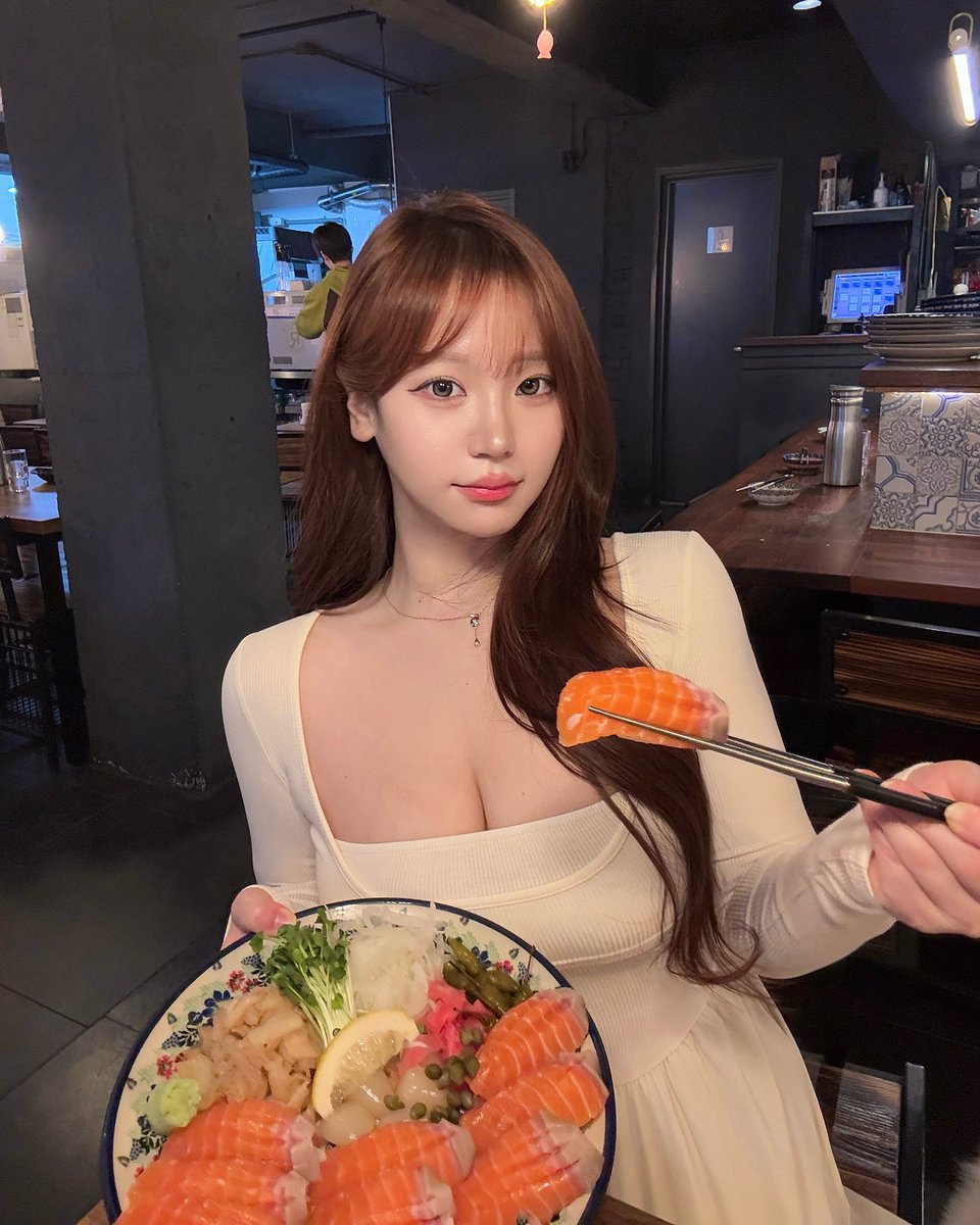 𝘯𝘢𝘺𝘺 tweet media