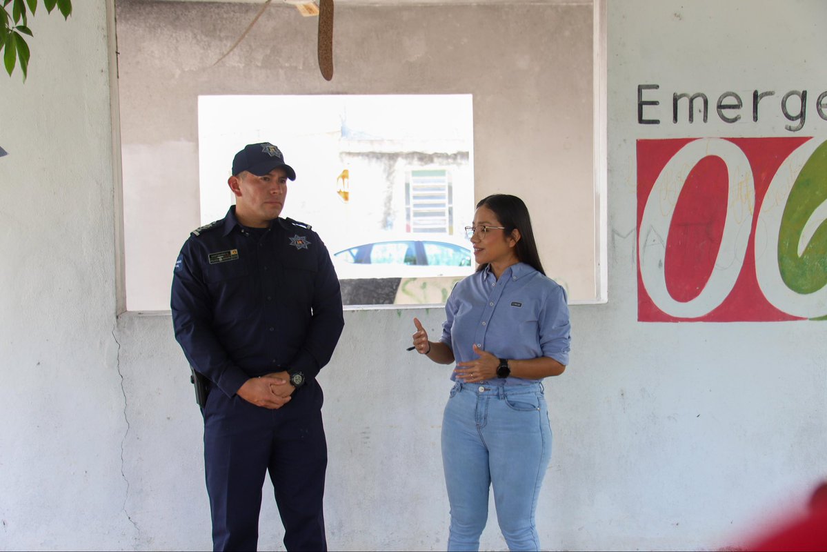 Van por el rescate de caseta policial en la colonia Solidaridad de Chetumal.

facebook.com/share/p/1CvRjg…