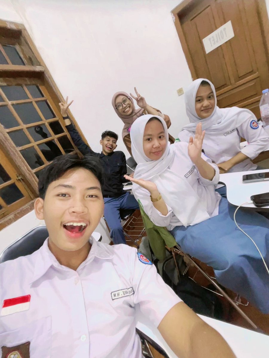 Deva(⁠◠⁠‿⁠◕⁠)⁠づ✨ tweet media