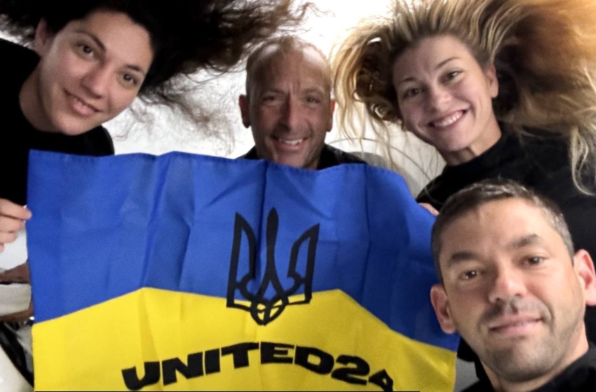 Днес президентът на САЩ Доналд Тръмп обяви, че комерсиалният астронавт Джаред Айзъкман, който миналата година летя в рекордна 1 400-километрова орбита около Земята, е повторно номиниран за администратор на НАСА! 

cosmos.1.bg/space/2025/11/…