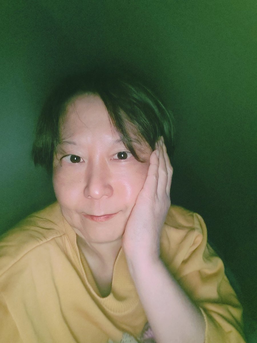 今日もお疲れ♡私！今日も可愛いゾ♡…誰も言ってくれないので自分で言う。
#可愛い #自分で言う #お疲れ様