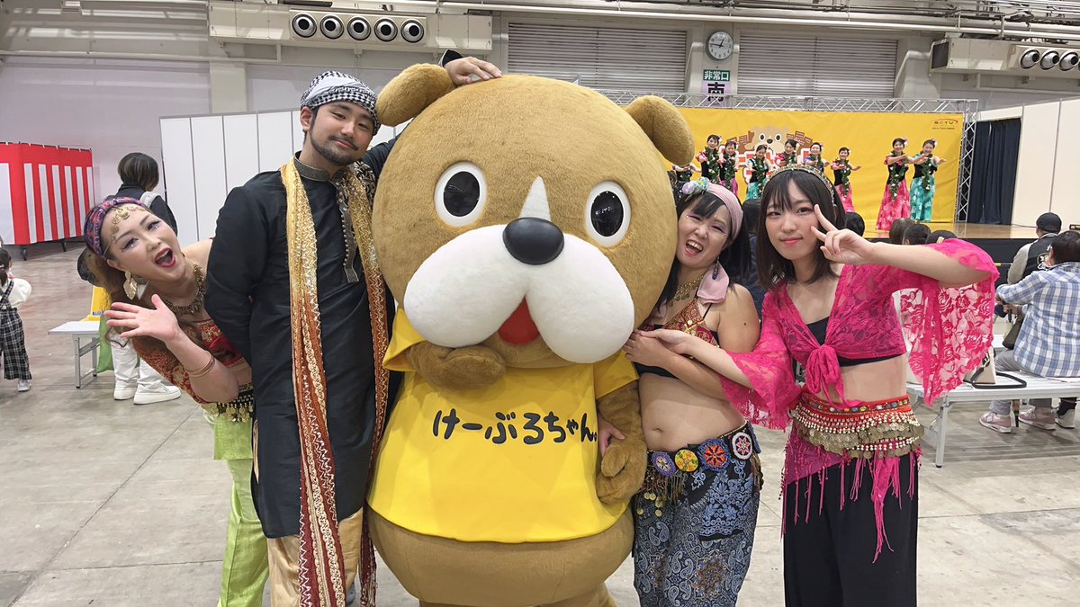 2025年11月03日

ケーブルテレビ主催のD1グランプリにボリウッドダンスで参加いたしました。

5月のイベント以来久しぶりのダンス参加でした。ダンス教室の皆さん皆綺麗どころの中髭はやした男一人でドキドキしますね(笑)