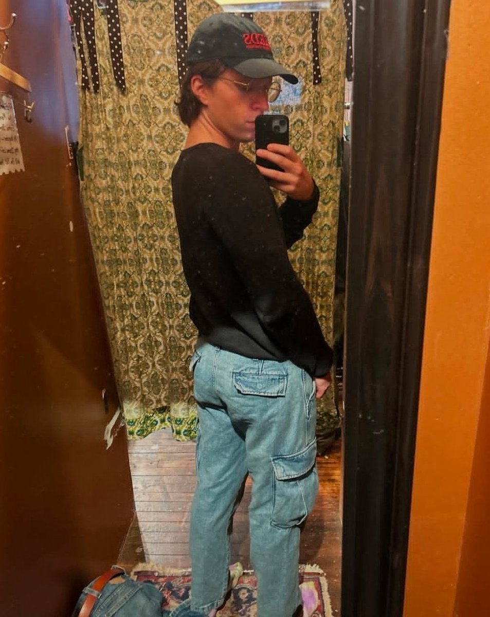 postanicrave's tweet image. I feel like shit #postanimal