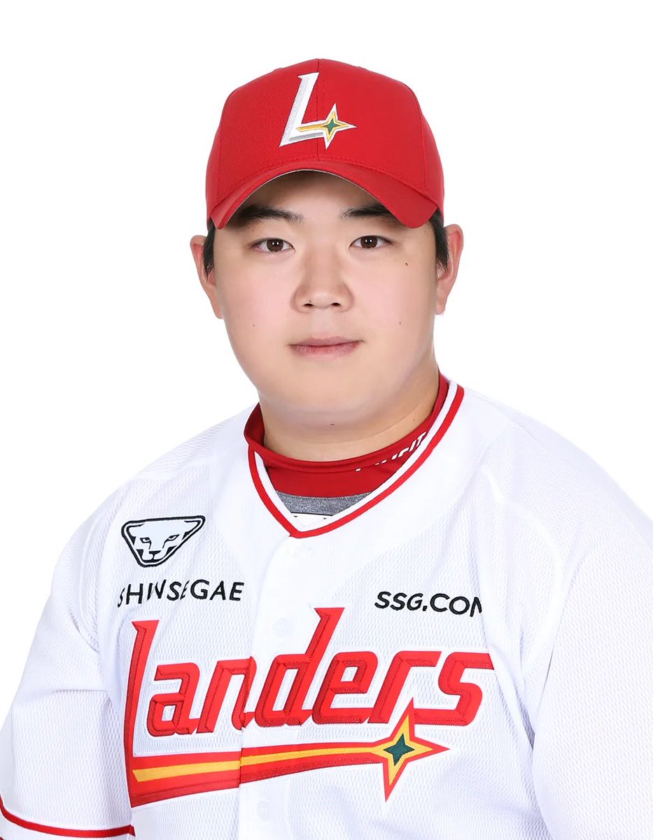 아닠ㅋㅋㅋㅋㅋ 누가 로운이 한번 꾸웠냐 왤케 까매짐