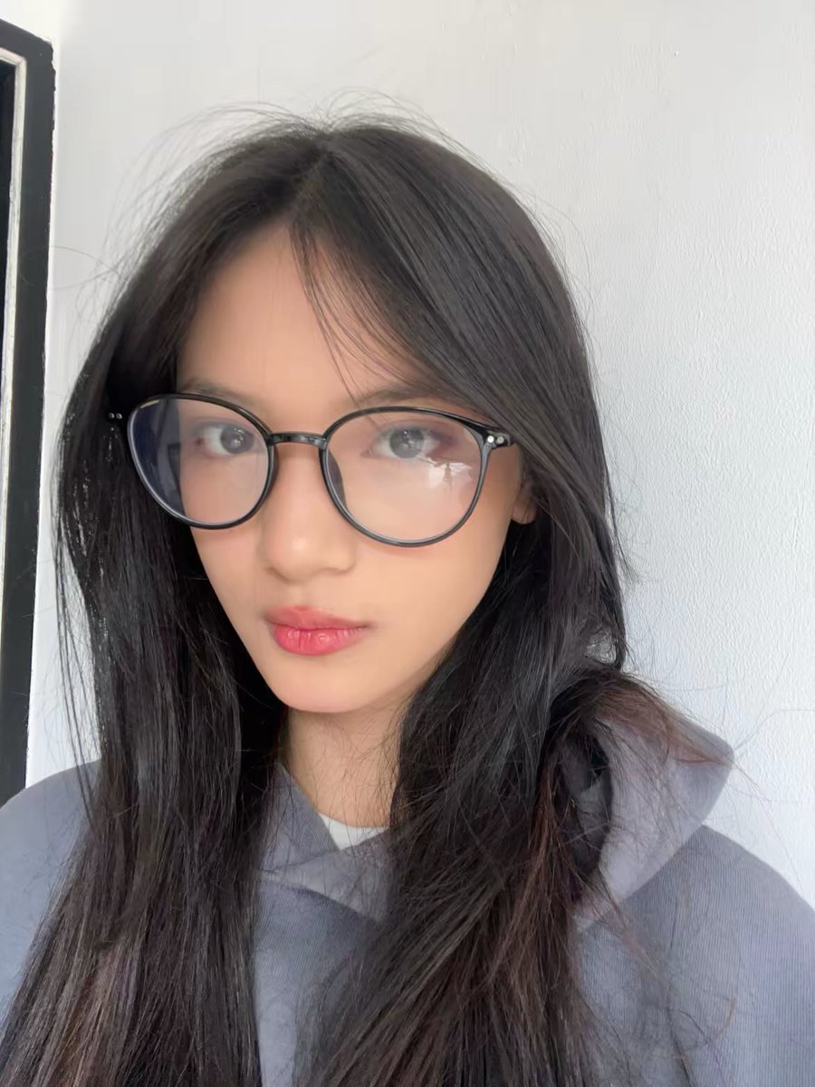 Astrella Virgiananda (@a_virgijkt48) on Twitter photo 