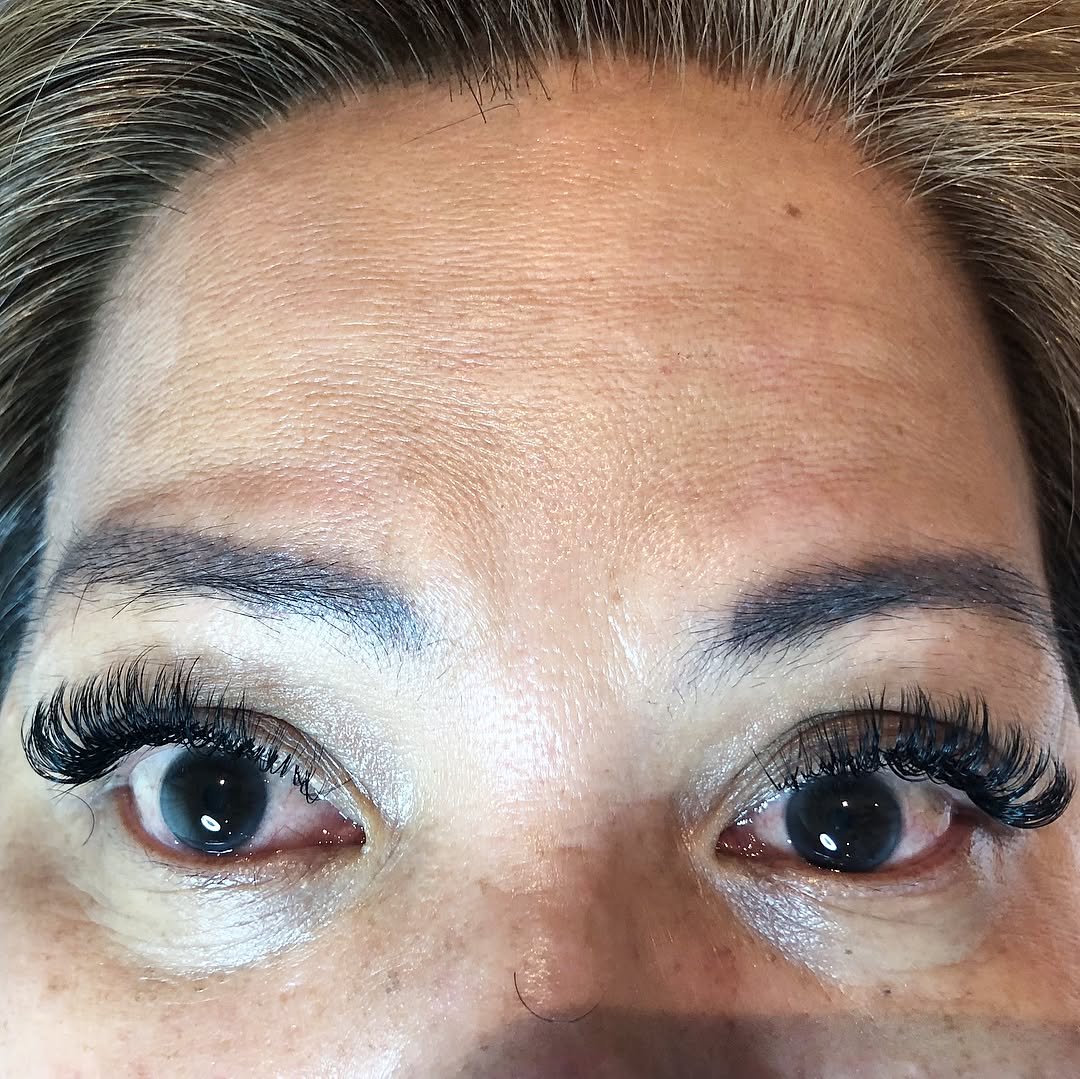 Ed41Grace's tweet image. Eye lashes extension . Using d curl mink lashes .
#lashes #spa #facial #skintreatment #eyeslashes #eyelashextensions #minklashes