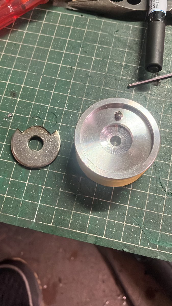 yokoyama_anchor's tweet image. 細かいパーツ製作が多いから
記憶式の５型は時間がかかる