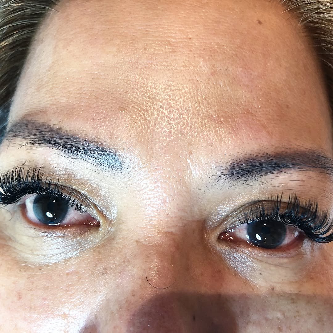 Ed41Grace's tweet image. Eye lashes extension . Using d curl mink lashes .
#lashes #spa #facial #skintreatment #eyeslashes #eyelashextensions #minklashes