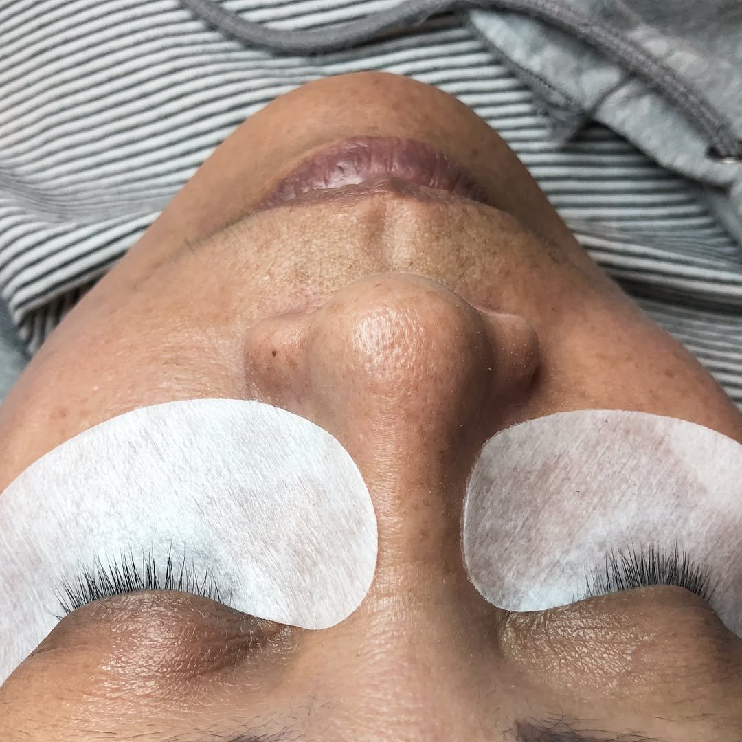 Ed41Grace's tweet image. Eye lashes extension . Using d curl mink lashes .
#lashes #spa #facial #skintreatment #eyeslashes #eyelashextensions #minklashes