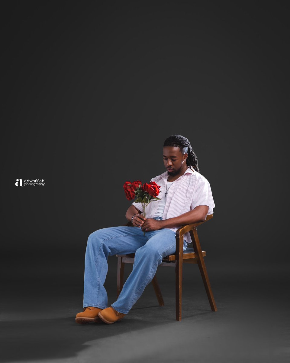 Ndikuvutika Iwe Unali pompa 🎶❤️

youtu.be/ZxYgCb14ef4?si…