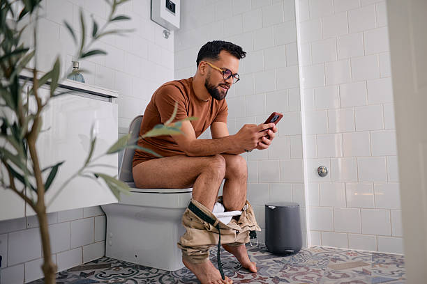kainejohnson18's tweet image. Hygiene Talk - Your PHONE Is Dirtier Than your TOILET SEAT!!! 

1. You touch it after using the restroom, eating, or traveling.

2. Then press it against your face or drop it on your bed.

3. Wipe your phone with alcohol wipes regularly.

4. Germs spread faster through what we…