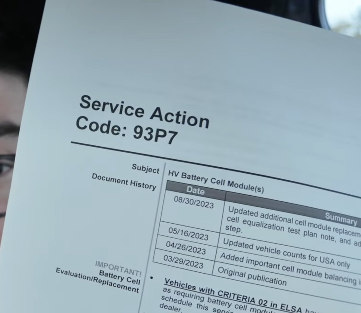 teslaxander's tweet image. 93p7 - Das Gespenst über das VW nicht sprechen will 😱

Tausende VW ID.4 (und möglicherweise ID.3) sind davon betroffen

Ein Batteriefehler🪫 erhöht die Selbstentladung in Zellmodulen, was die Kapazität und Reichweite bis zum Totalausfall verringert. 

Übliche Maßnahme: Ein…