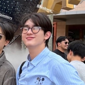 DearMoonYou's tweet image. นลบตื่นหรือยัง 😭😭🤏
#kasibook