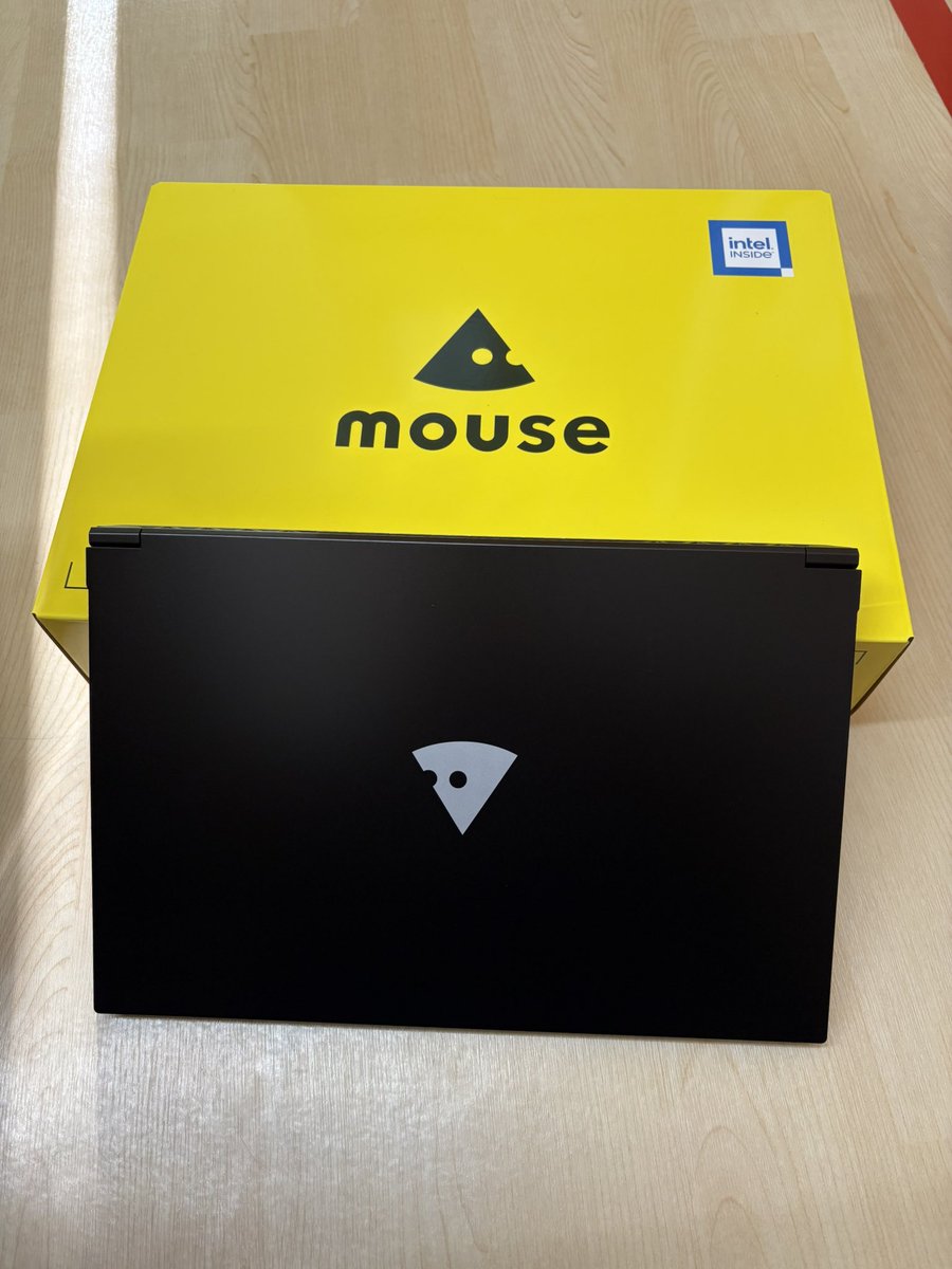 vn9jsm's tweet photo. キターーーーーー!!!!
これでマイクラもサクサクや!
#マウスコンピューター
#mousePC
#mouse_K5 https://t.co/wgLp4EWXwE
