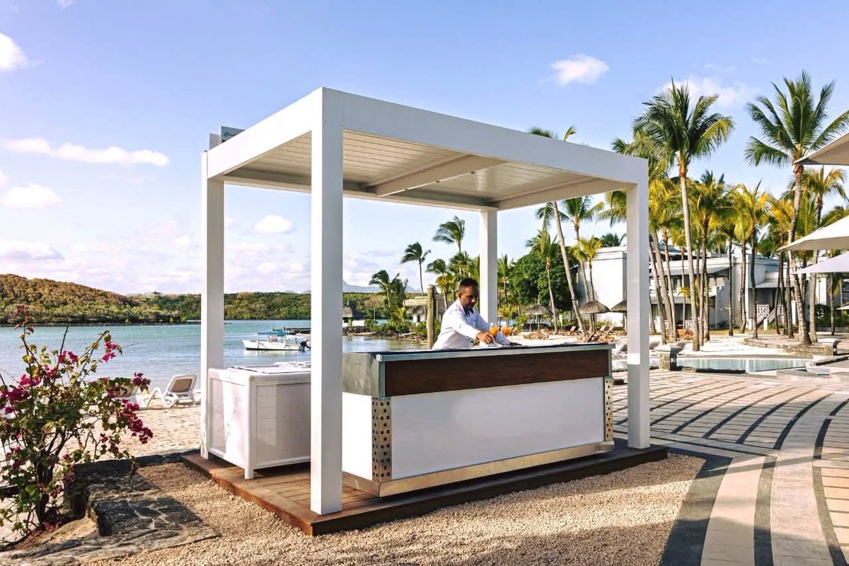 beachtag's tweet image. ✨Sensational Shandrani Beachcomber Resort &amp;amp; Spa ✨

Returning guests and first-time guests, at 
📍Shandrani Beachcomber &amp;amp; Spa
this festive and holiday season will get to experience the stunning new Shandrani Grand Port buffet restaurant and revamped beautiful public areas.