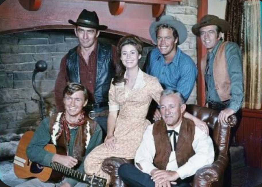 7BAO's tweet image. OrrZone: The Shiloh Mirror,Episode 13 is here“ Cosmic Reflection: “The OrrZone Beyond.”

Flow, shadow, light, and lineage converge under the Milky Way. Every moment is luminous. #OrrZone #FlowAwareness #CosmicReflection @7BAO @brucelee