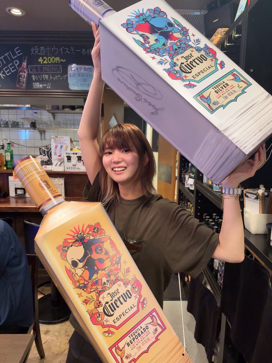 今日はー、
Bully's池袋店に遊びに行くよう！！

ダーツの調子も戻り調子なので、今日もたくさん投げ込むぞー！✊🏻

対戦相手募集募集っ練習しよー！🥳

みんな遊ぼーーー！