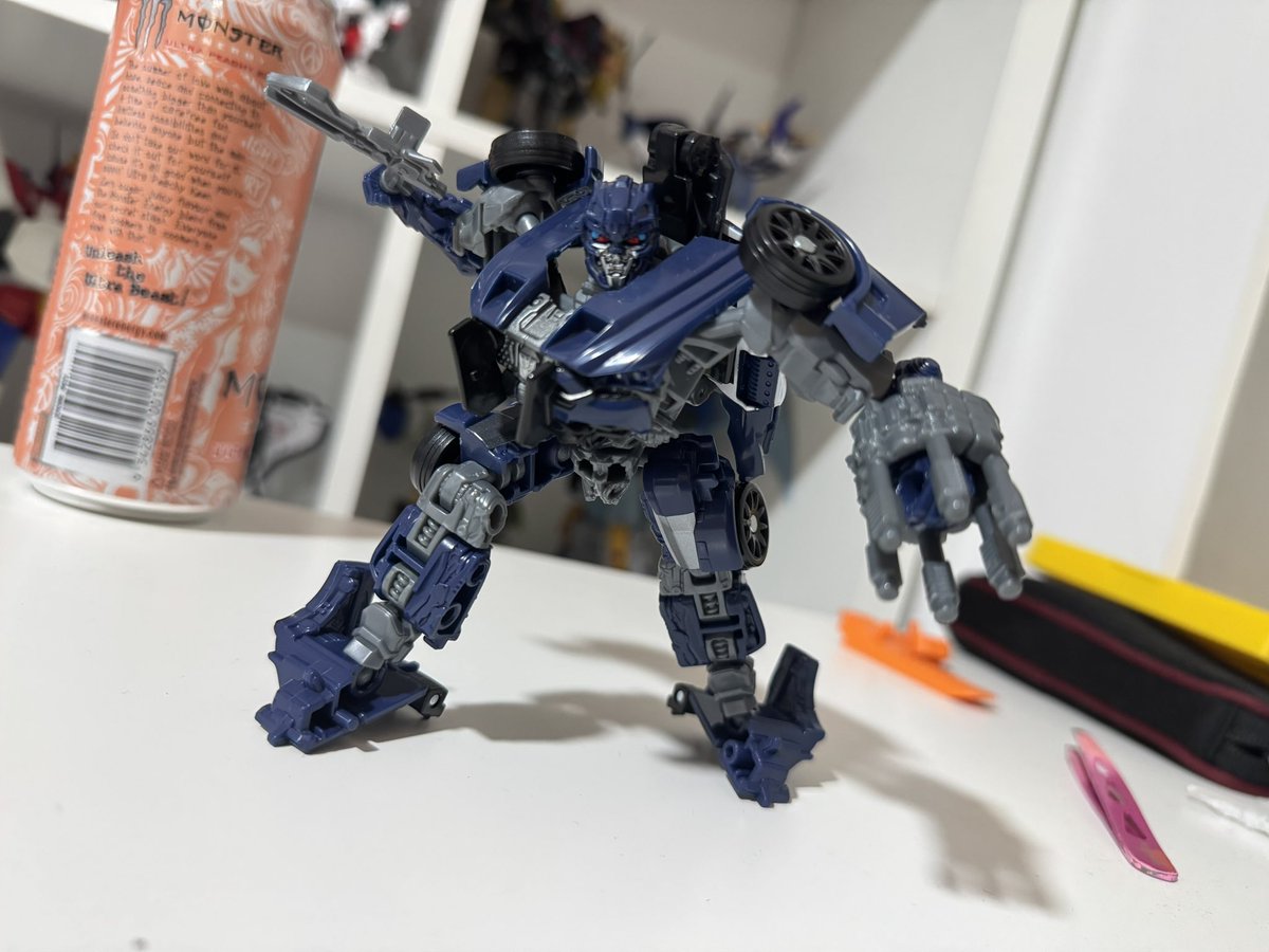 bunzobuggo's tweet image. Ok first of many posts 
This dude is kinda weird