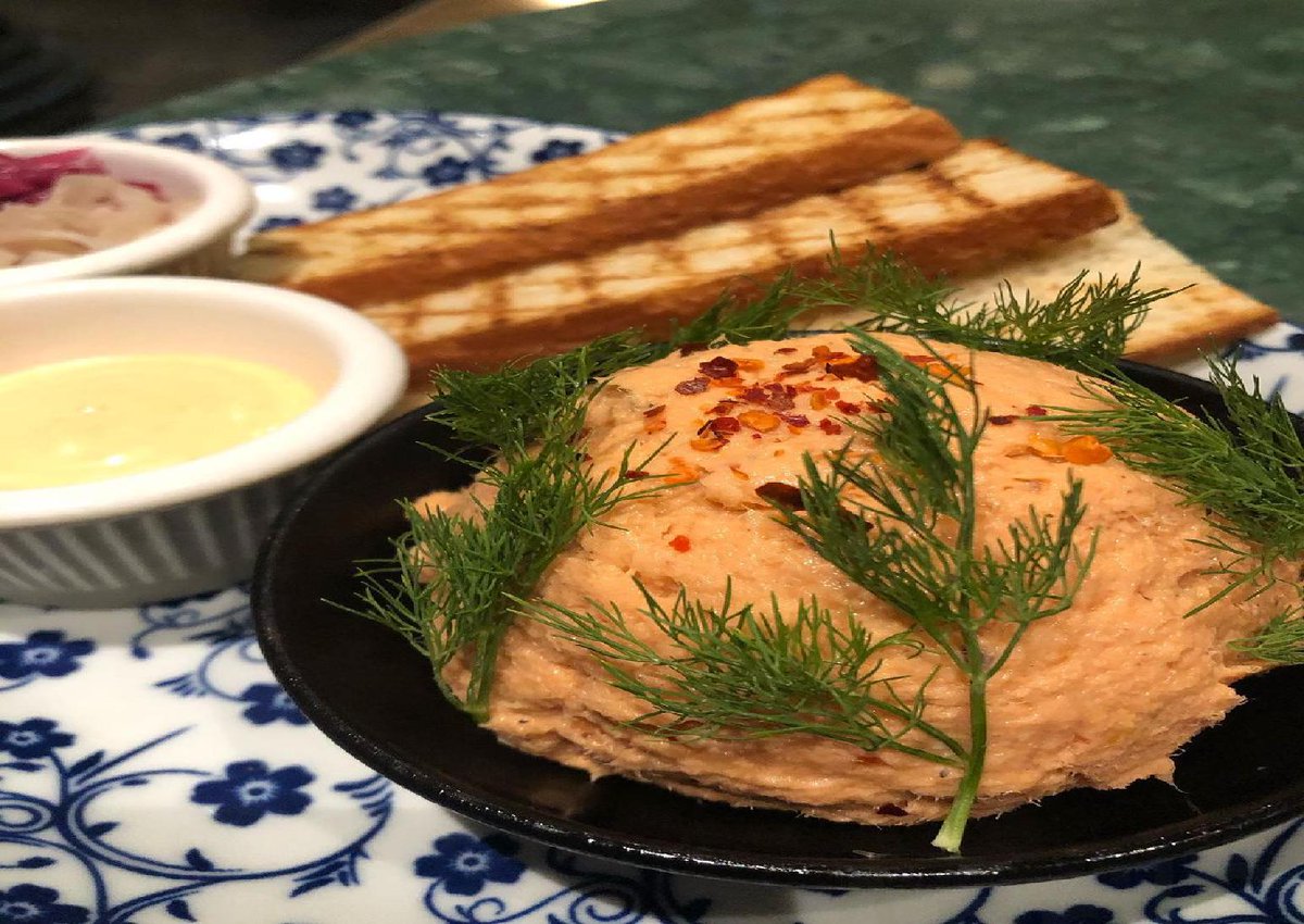 April Schultz tweet media