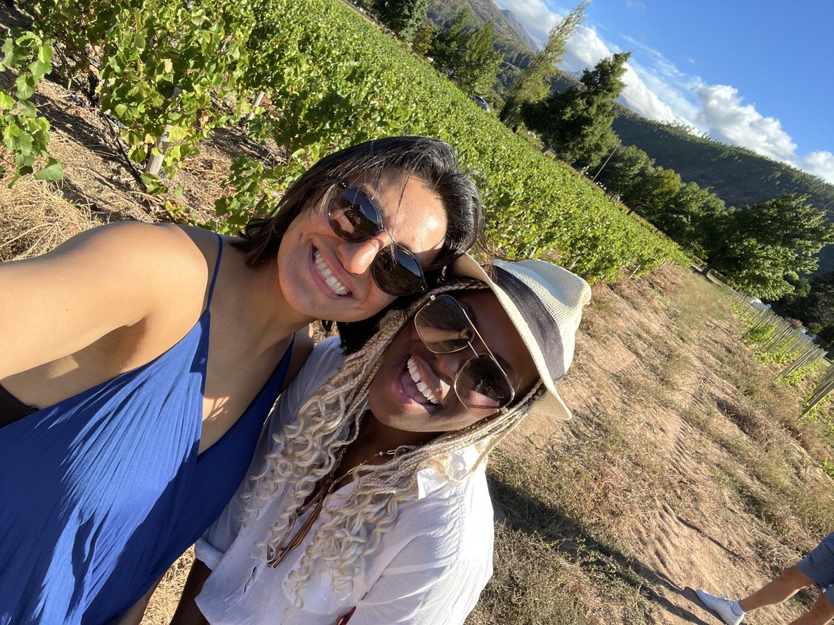 brought my Mexican friends here for Sunday lunch! really enjoyed ourselves. also you have one of my fave chardonnays on the market 🧡🧡🧡