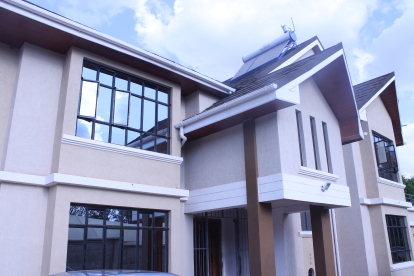 From proper truss spacing to sheet alignment, we use anti-corrosion screws, weatherproof washers, and exact overlaps to keep the structure watertight and long-lasting.

+254 759 408 324 |  dancomconstruction.com

 #RoofingKenya #SteelTruss #QualityWorkmanship #DancomConstruction