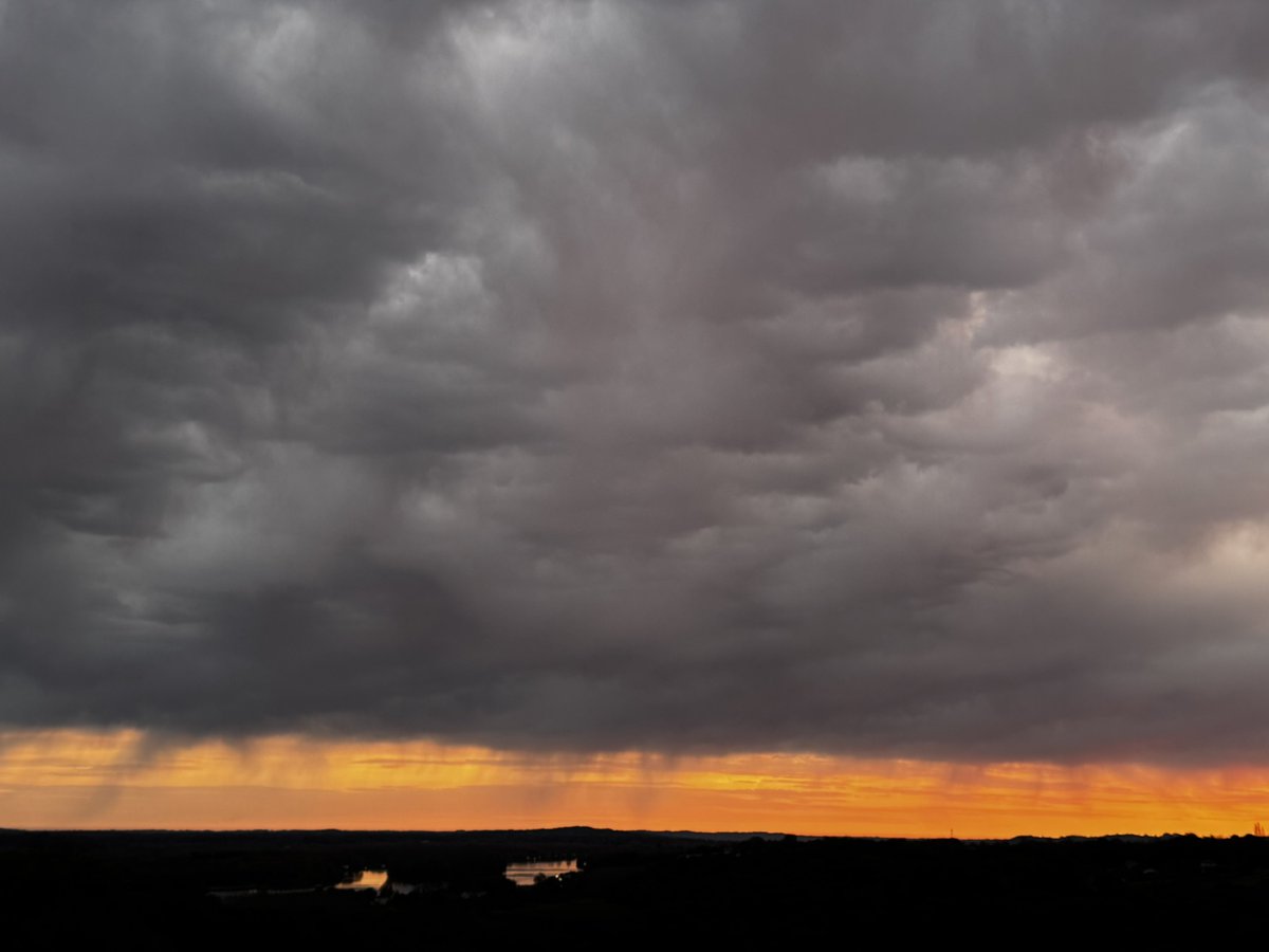 MartinMartinM2x's tweet image. Je veux rien savoir c’est le kiff !
START vers 08h10

twitch.tv/martinmartin_m…