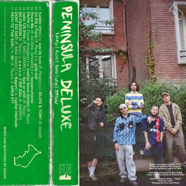 Deux ans sont passées sans faire le moindre bruit.

L’équipe FLR s’est une fois de plus réunie pour nous offrir PENINSULA DELUXE.

De nombreux invités, des productions qui font plaisirs et les membres de Four Lane Road nous régalant une fois de plus.

Il est encore temps de