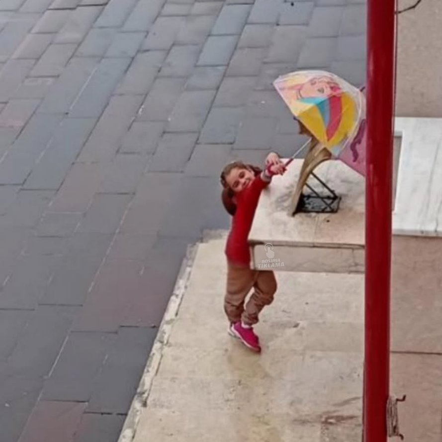 Boşuna Tıklama tweet media